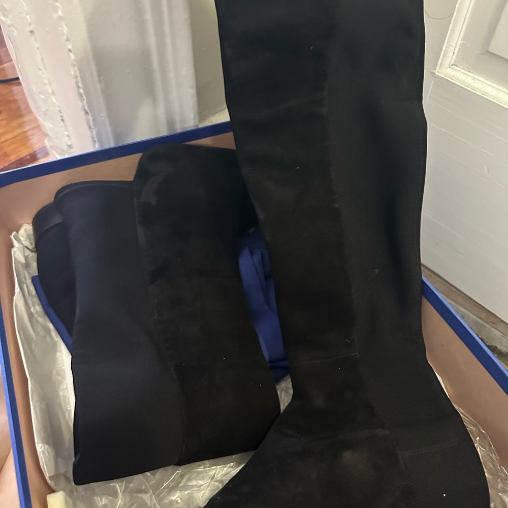 Stuart Weitzman 5050 Black Over the Knee Boots Sleek Suede Design - Picture 4 of 7